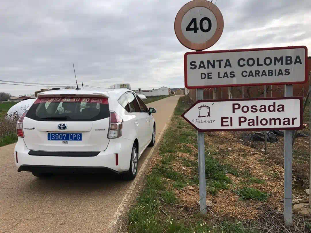 taxi León Santa Colomba