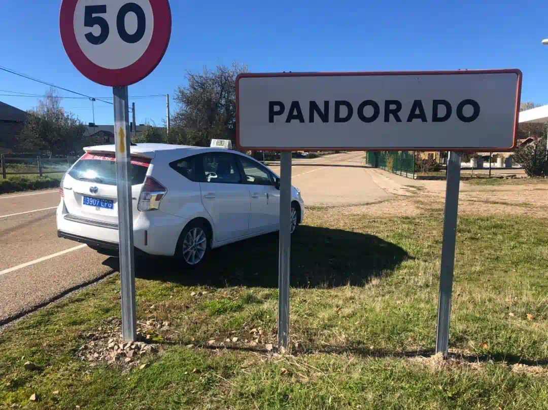 taxi  Pandorado