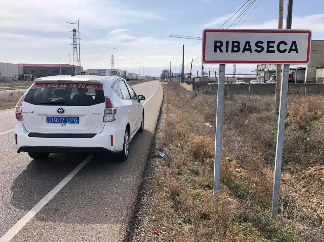 taxi León Ribaseca