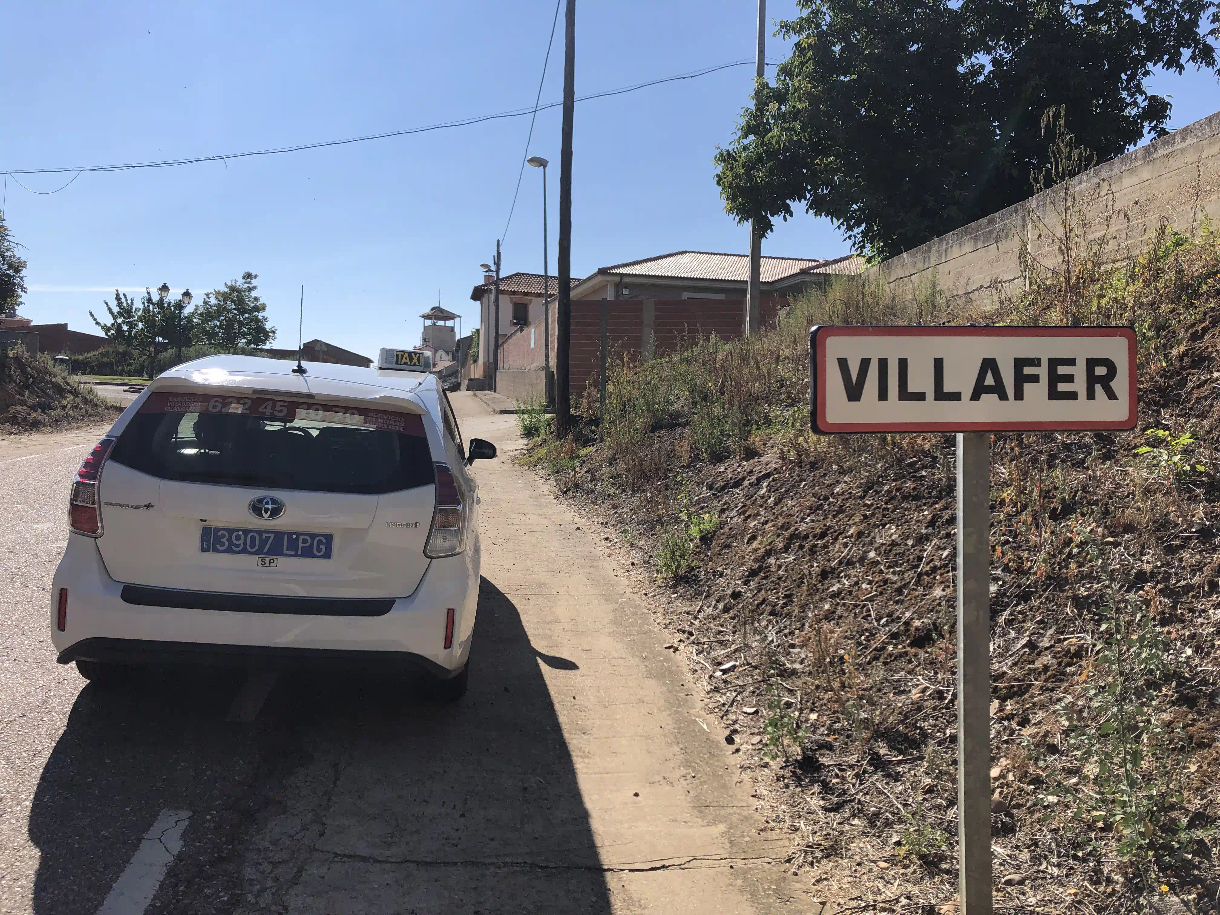taxi Villares de Órbigo Villafer